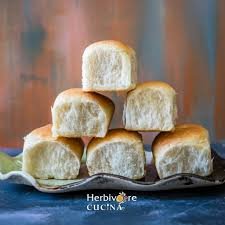 Bread Basket Soft Pav Roll White